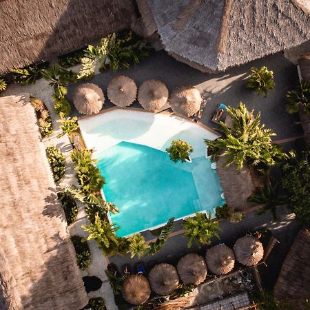 Secret Paradise Moalboal Exterior photo