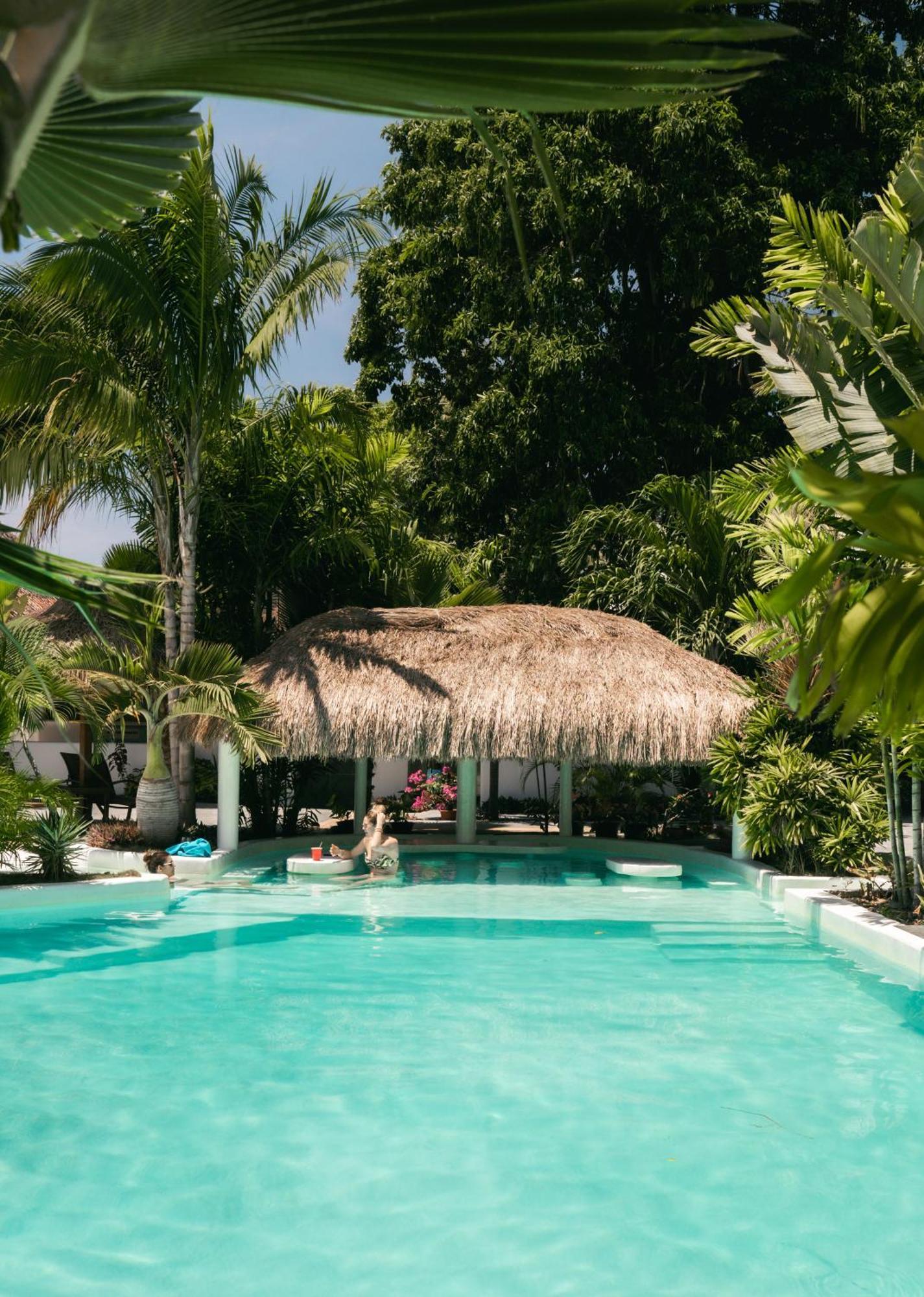 Secret Paradise Moalboal Exterior photo