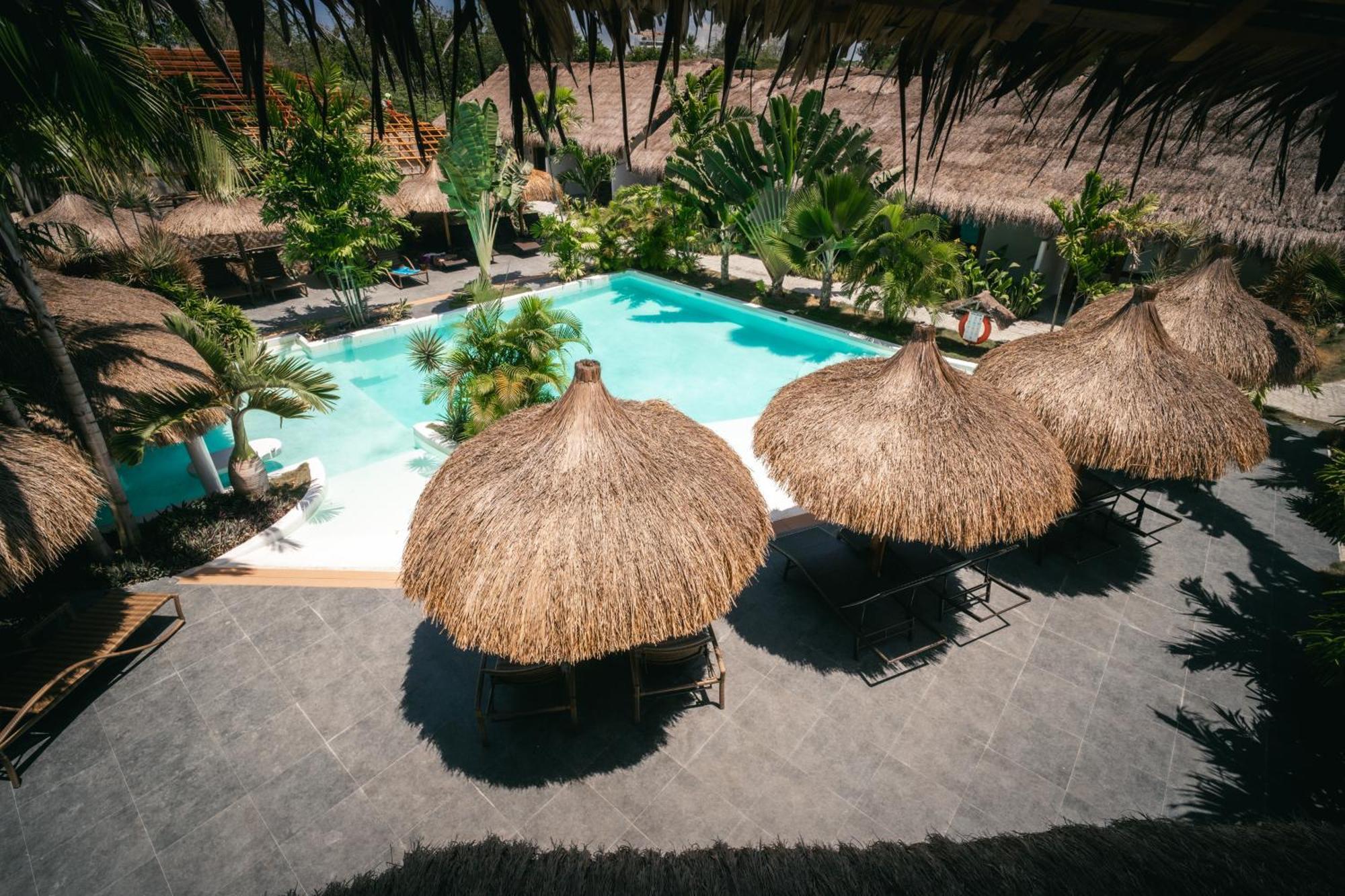 Secret Paradise Moalboal Exterior photo