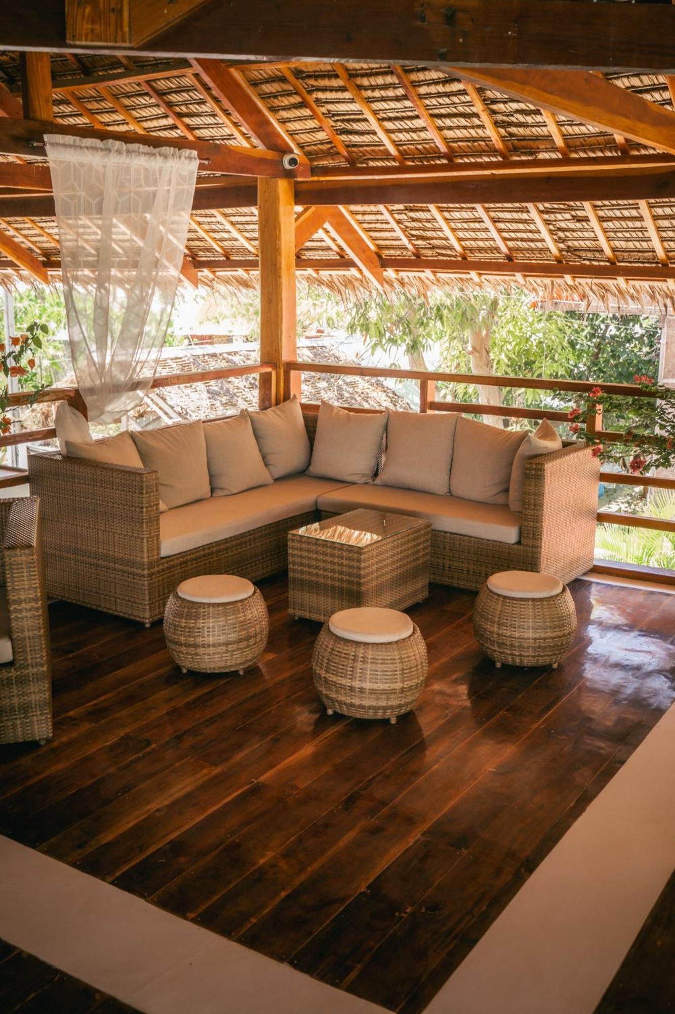 Secret Paradise Moalboal Exterior photo